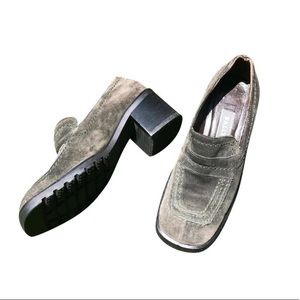 Bally lug sole loafer heel in green suede